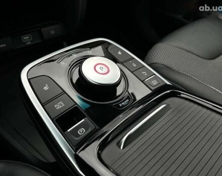 Киа Niro, объемом двигателя 0 л и пробегом 44 тыс. км за 24200 $, фото 8 на Automoto.ua