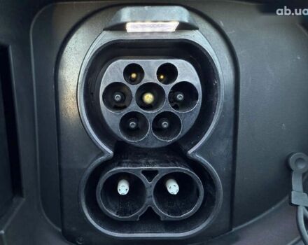 Киа Niro, объемом двигателя 0 л и пробегом 44 тыс. км за 24900 $, фото 13 на Automoto.ua