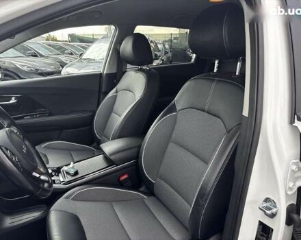 Киа Niro, объемом двигателя 0 л и пробегом 58 тыс. км за 24300 $, фото 26 на Automoto.ua