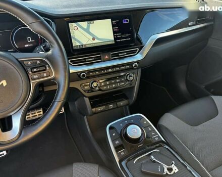 Киа Niro, объемом двигателя 0 л и пробегом 44 тыс. км за 23900 $, фото 4 на Automoto.ua
