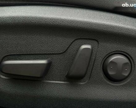 Киа Niro, объемом двигателя 0 л и пробегом 71 тыс. км за 24900 $, фото 2 на Automoto.ua