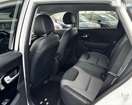 Киа Niro, объемом двигателя 0 л и пробегом 62 тыс. км за 23650 $, фото 23 на Automoto.ua