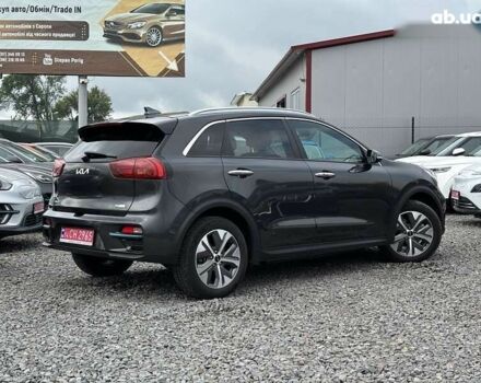 Кіа Niro, об'ємом двигуна 0 л та пробігом 45 тис. км за 23000 $, фото 4 на Automoto.ua