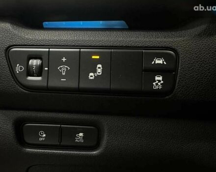 Киа Niro, объемом двигателя 0 л и пробегом 47 тыс. км за 24900 $, фото 8 на Automoto.ua