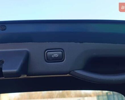 Кіа Niro, об'ємом двигуна 0 л та пробігом 104 тис. км за 19999 $, фото 18 на Automoto.ua