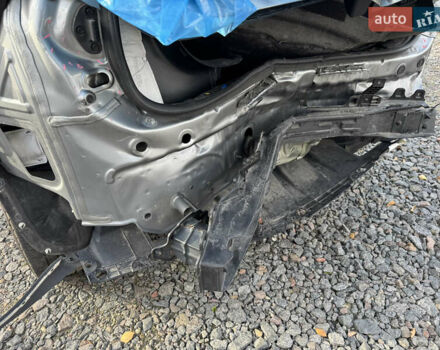 Кіа Niro, об'ємом двигуна 0 л та пробігом 126 тис. км за 17900 $, фото 6 на Automoto.ua