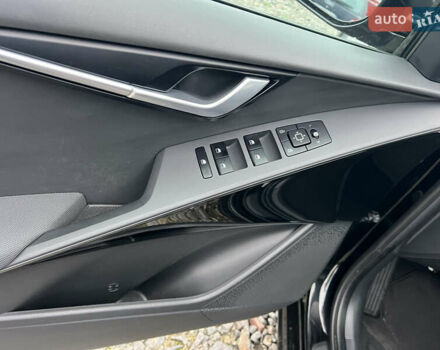 Киа Niro, объемом двигателя 0 л и пробегом 120 тыс. км за 22000 $, фото 6 на Automoto.ua