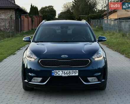 Киа Niro, объемом двигателя 1.58 л и пробегом 135 тыс. км за 17000 $, фото 1 на Automoto.ua
