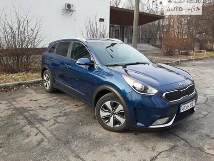 Кіа Niro, об'ємом двигуна 1.58 л та пробігом 69 тис. км за 17700 $, фото 1 на Automoto.ua