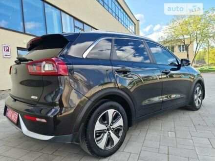 Кіа Niro, об'ємом двигуна 1.6 л та пробігом 190 тис. км за 15499 $, фото 1 на Automoto.ua