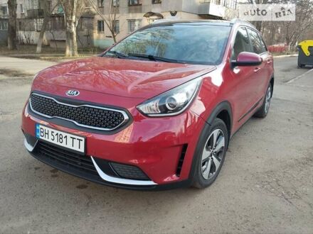 Киа Niro, объемом двигателя 1.58 л и пробегом 172 тыс. км за 13800 $, фото 1 на Automoto.ua