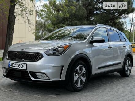 Кіа Niro, об'ємом двигуна 1.58 л та пробігом 40 тис. км за 18500 $, фото 1 на Automoto.ua