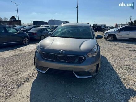 Кіа Niro 2018 у Львові на Automoto.ua Кіа Niro, об'ємом двигуна 0 л та пробігом 208 тис. км за 12300 $, фото 1 на Automoto.ua