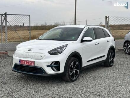 Киа Niro 2019 в Львове на Automoto.ua Киа Niro, объемом двигателя 0 л и пробегом 118 тыс. км за 18400 $, фото 1 на Automoto.ua
