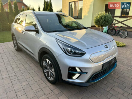 Киа Niro, объемом двигателя 0 л и пробегом 97 тыс. км за 16700 $, фото 1 на Automoto.ua
