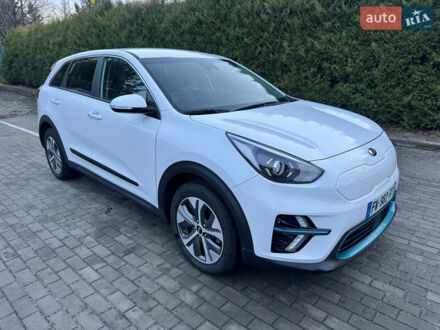 Кіа Niro, об'ємом двигуна 0 л та пробігом 48 тис. км за 17650 $, фото 1 на Automoto.ua