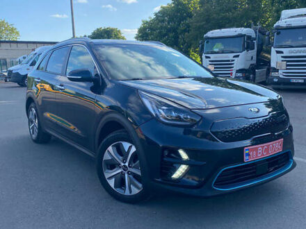 Кіа Niro, об'ємом двигуна 0 л та пробігом 100 тис. км за 18300 $, фото 1 на Automoto.ua