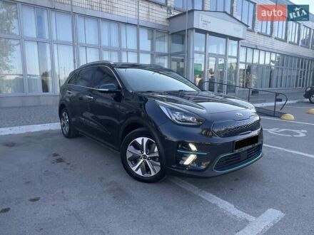 Киа Niro, объемом двигателя 0 л и пробегом 93 тыс. км за 18950 $, фото 1 на Automoto.ua