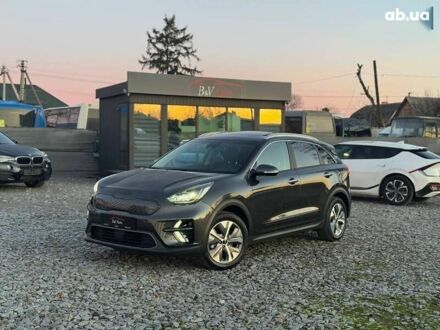 Киа Niro, объемом двигателя 0 л и пробегом 98 тыс. км за 21193 $, фото 1 на Automoto.ua