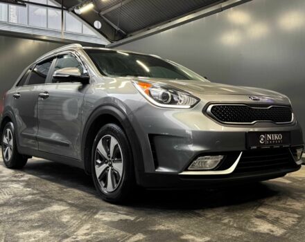 Серый Киа Niro, объемом двигателя 1.6 л и пробегом 213 тыс. км за 14000 $, фото 9 на Automoto.ua