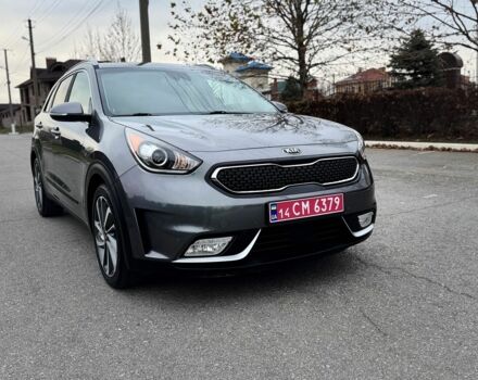 Сірий Кіа Niro, об'ємом двигуна 1.6 л та пробігом 111 тис. км за 17400 $, фото 8 на Automoto.ua