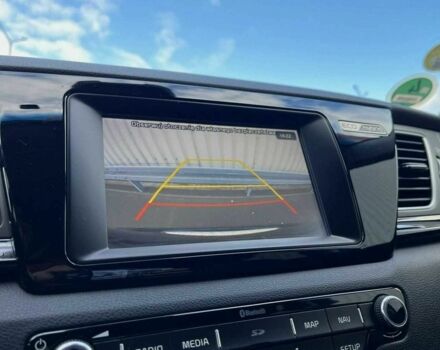 Серый Киа Niro, объемом двигателя 1.6 л и пробегом 89 тыс. км за 15000 $, фото 19 на Automoto.ua