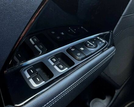 Серый Киа Niro, объемом двигателя 1.6 л и пробегом 89 тыс. км за 15000 $, фото 12 на Automoto.ua