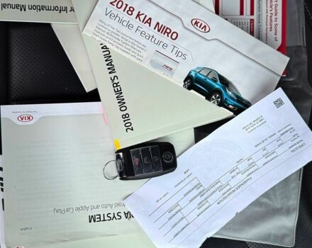 Сірий Кіа Niro, об'ємом двигуна 1.6 л та пробігом 111 тис. км за 17400 $, фото 17 на Automoto.ua