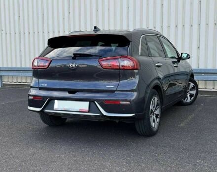 Серый Киа Niro, объемом двигателя 1.6 л и пробегом 89 тыс. км за 15000 $, фото 8 на Automoto.ua