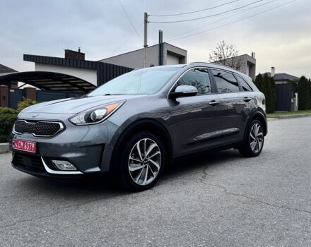 Сірий Кіа Niro, об'ємом двигуна 1.6 л та пробігом 111 тис. км за 17400 $, фото 6 на Automoto.ua