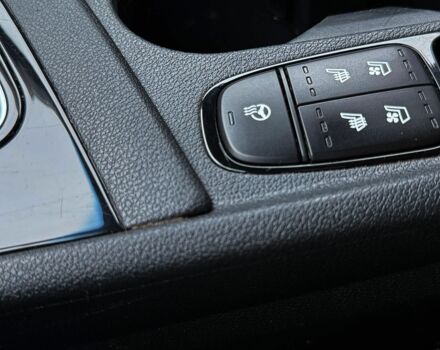 Сірий Кіа Niro, об'ємом двигуна 1.6 л та пробігом 111 тис. км за 17400 $, фото 23 на Automoto.ua