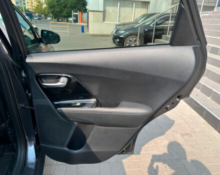 Серый Киа Niro, объемом двигателя 1.6 л и пробегом 156 тыс. км за 16490 $, фото 14 на Automoto.ua