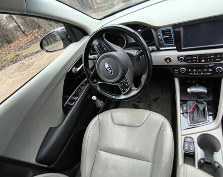 Сірий Кіа Niro, об'ємом двигуна 1.6 л та пробігом 80 тис. км за 21000 $, фото 11 на Automoto.ua