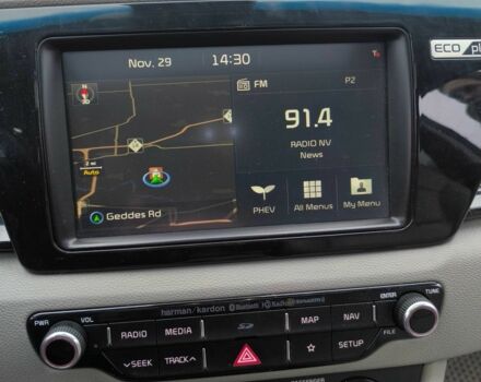 Сірий Кіа Niro, об'ємом двигуна 1.6 л та пробігом 80 тис. км за 21000 $, фото 15 на Automoto.ua