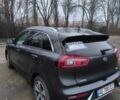 Сірий Кіа Niro, об'ємом двигуна 1.6 л та пробігом 80 тис. км за 21000 $, фото 3 на Automoto.ua