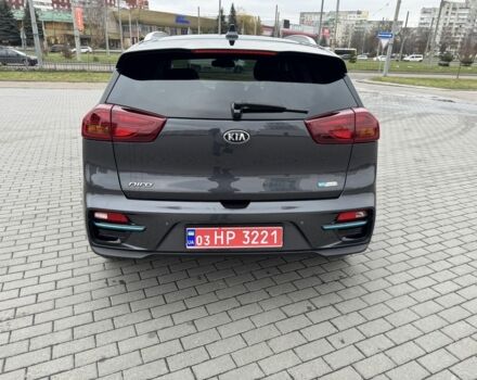 Серый Киа Niro, объемом двигателя 0 л и пробегом 146 тыс. км за 17100 $, фото 1 на Automoto.ua