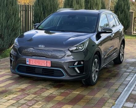 Киа Niro 2020 в Дрогобыче на Automoto.ua Серый Киа Niro, объемом двигателя 1.5 л и пробегом 73 тыс. км за 18900 $, фото 2 на Automoto.ua
