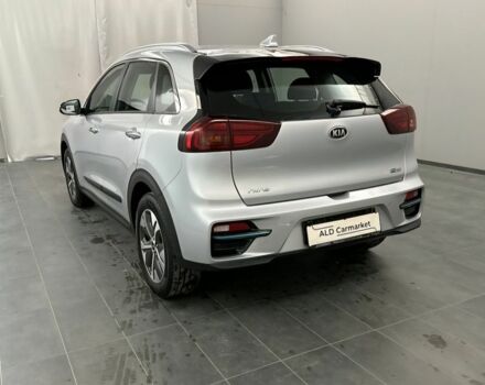 Серый Киа Niro, объемом двигателя 0 л и пробегом 40 тыс. км за 22600 $, фото 4 на Automoto.ua