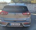 Сірий Кіа Niro, об'ємом двигуна 1.6 л та пробігом 200 тис. км за 14600 $, фото 1 на Automoto.ua