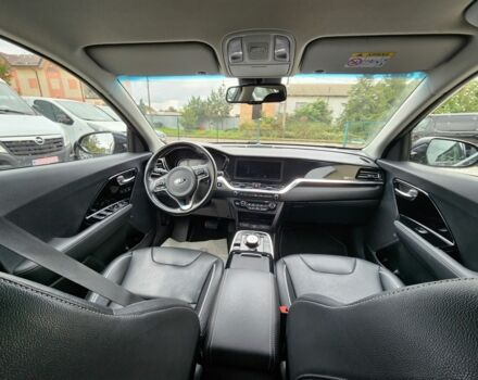 Киа Niro 2019 в Дубно на Automoto.ua Серый Киа Niro, объемом двигателя 0 л и пробегом 86 тыс. км за 18000 $, фото 6 на Automoto.ua