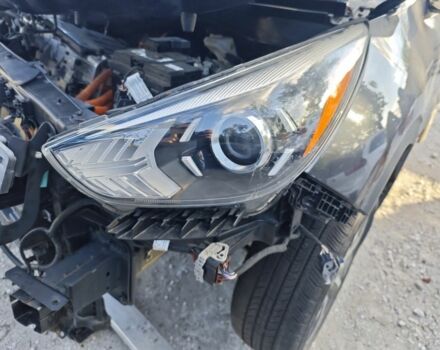 Серый Киа Niro, объемом двигателя 0 л и пробегом 19 тыс. км за 5000 $, фото 1 на Automoto.ua