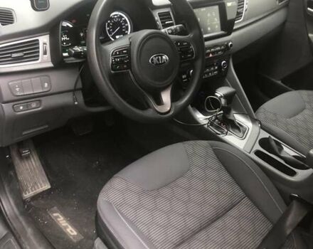 Серый Киа Niro, объемом двигателя 1.58 л и пробегом 136 тыс. км за 14500 $, фото 3 на Automoto.ua