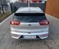 Сірий Кіа Niro, об'ємом двигуна 1.59 л та пробігом 156 тис. км за 17000 $, фото 2 на Automoto.ua