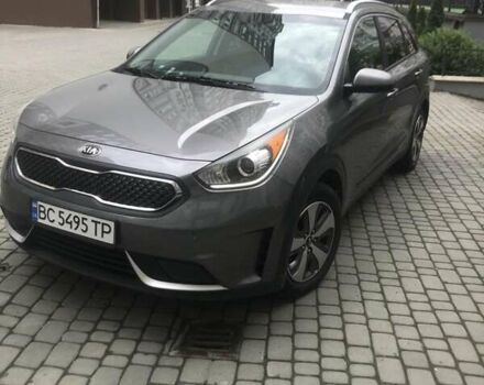 Серый Киа Niro, объемом двигателя 1.58 л и пробегом 136 тыс. км за 14500 $, фото 1 на Automoto.ua