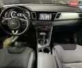 Серый Киа Niro, объемом двигателя 1.58 л и пробегом 176 тыс. км за 17800 $, фото 6 на Automoto.ua