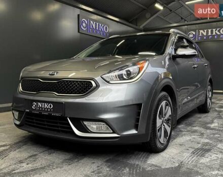 Кіа Niro 2017 у Києві на Automoto.ua Сірий Кіа Niro, об'ємом двигуна 1.6 л та пробігом 213 тис. км за 14000 $, фото 1 на Automoto.ua