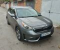 Серый Киа Niro, объемом двигателя 1.58 л и пробегом 172 тыс. км за 15900 $, фото 6 на Automoto.ua