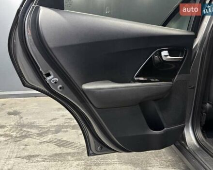 Кіа Niro 2017 у Києві на Automoto.ua Сірий Кіа Niro, об'ємом двигуна 1.6 л та пробігом 213 тис. км за 14000 $, фото 38 на Automoto.ua