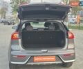 Серый Киа Niro, объемом двигателя 1.59 л и пробегом 190 тыс. км за 14700 $, фото 4 на Automoto.ua