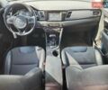 Серый Киа Niro, объемом двигателя 1.58 л и пробегом 118 тыс. км за 2300 $, фото 7 на Automoto.ua